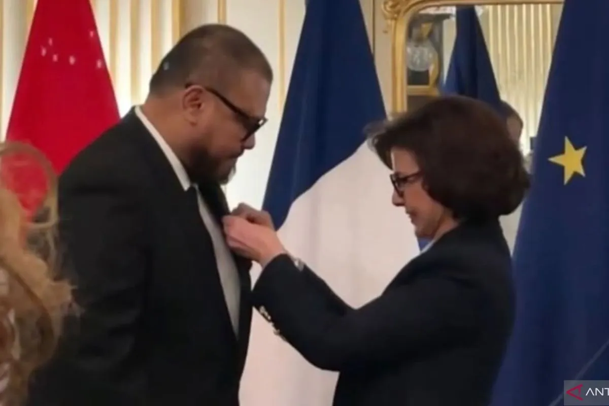 Joko Anwar Dianugerahi