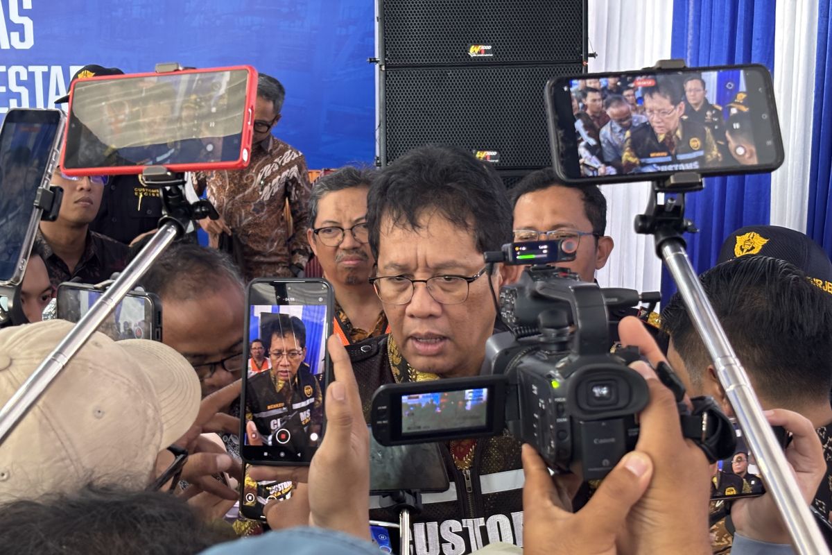 Purbaya notes progress at Indonesian Customs amid suspension threat