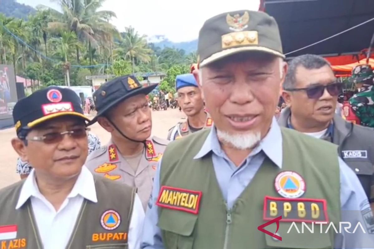 W Sumatra governor urges land provision for temporary housing