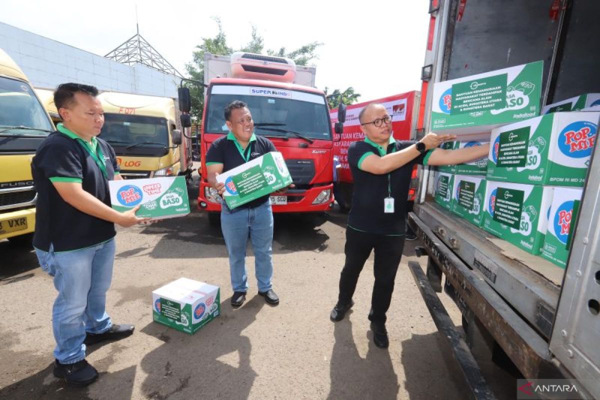 Kolaborasi pemerintah dan ritel salurkan bantuan ke Sumatera