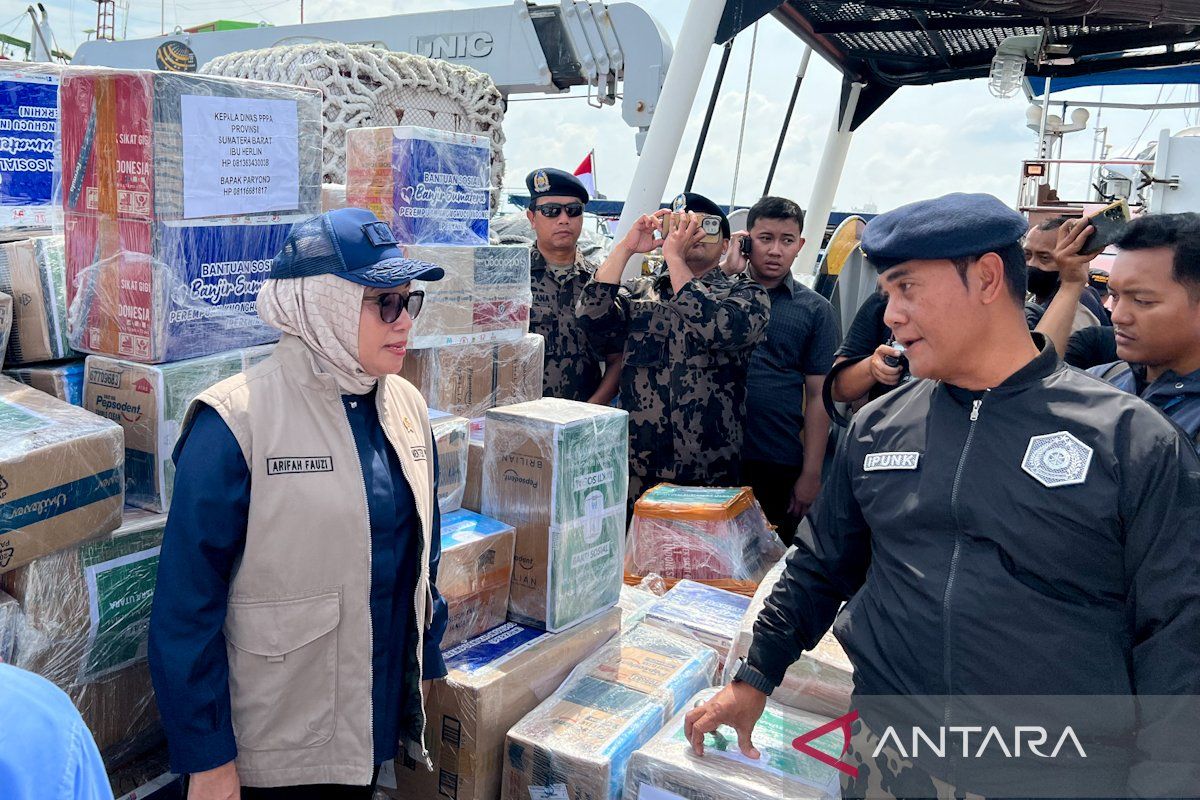 Menteri PPPA gandeng KKP distribusikan bantuan kemanusiaan ke Sumatera