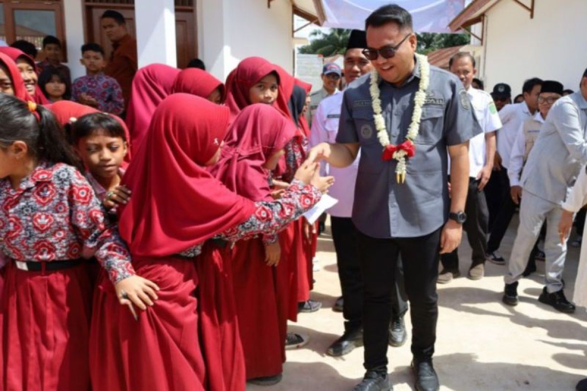 Bupati Kukar: Sekolah jadi fondasi cetak masa depan bangsa