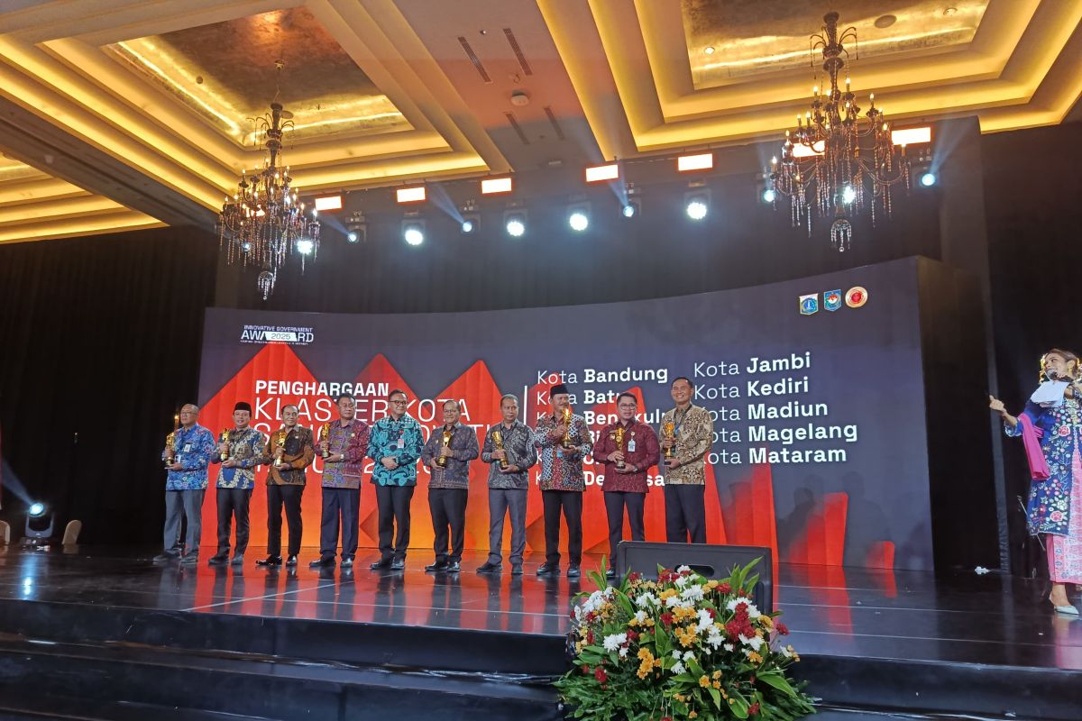 Kemendagri nobatkan Kediri jadi "Kota Sangat Inovatif"