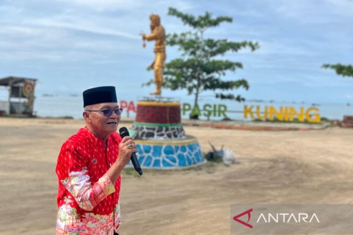Pemkab Bangka Barat perkuat daya tarik Pantai Pasirkuning