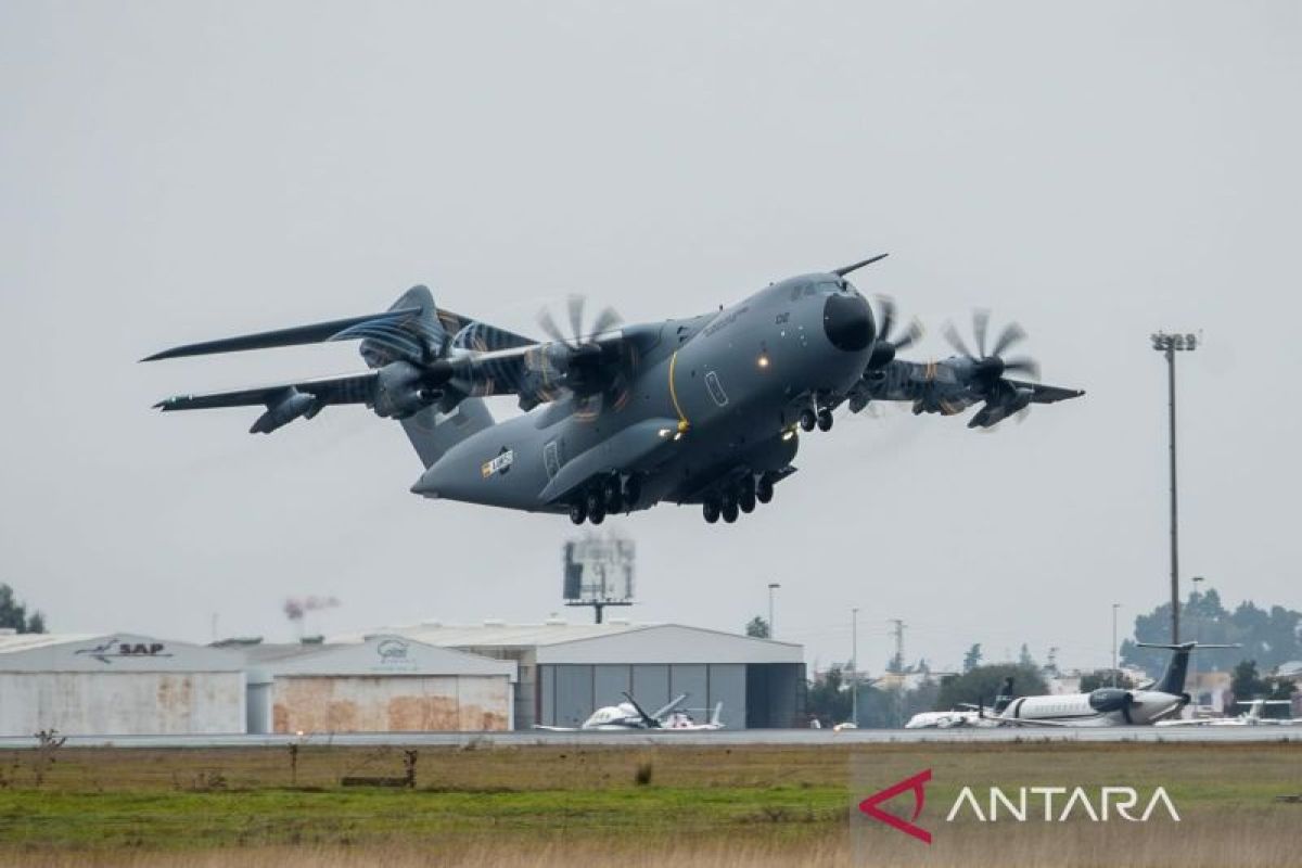 A400M ke dua milik TNI AU uji coba terbang di Spanyol