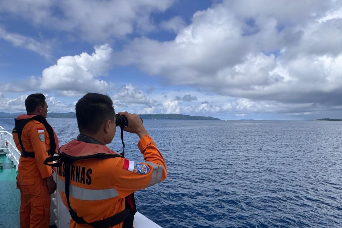 Basarnas Sulut cari penumpang jatuh dari KM Barcelona III 