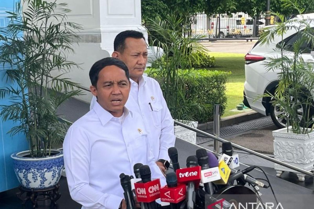 Rugikan lingkungan, Menhut cabut 22 izin usaha pemanfaatan hutan