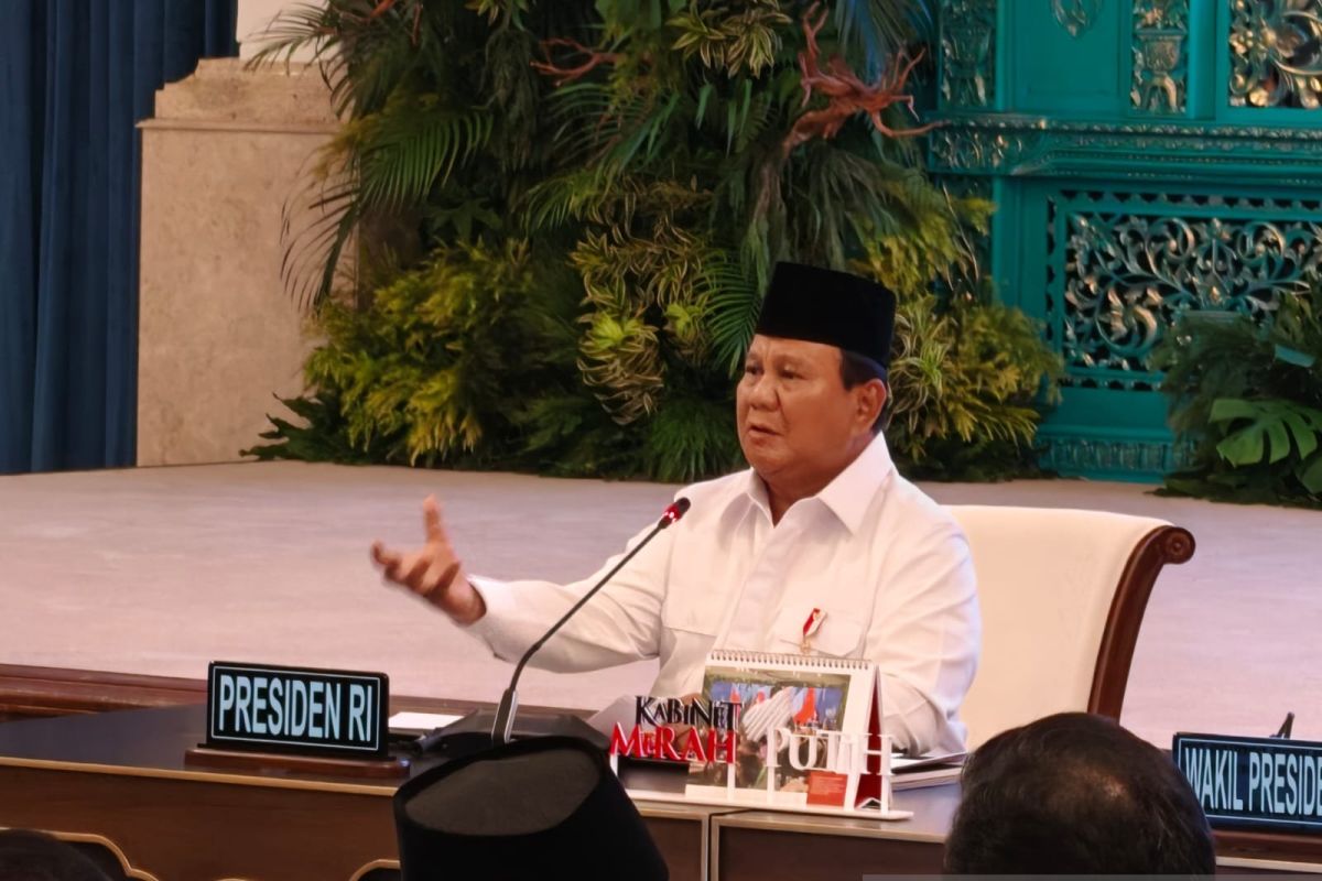 Singgung pejabat hanya foto-foto, Prabowo tak mau ada wisata bencana
