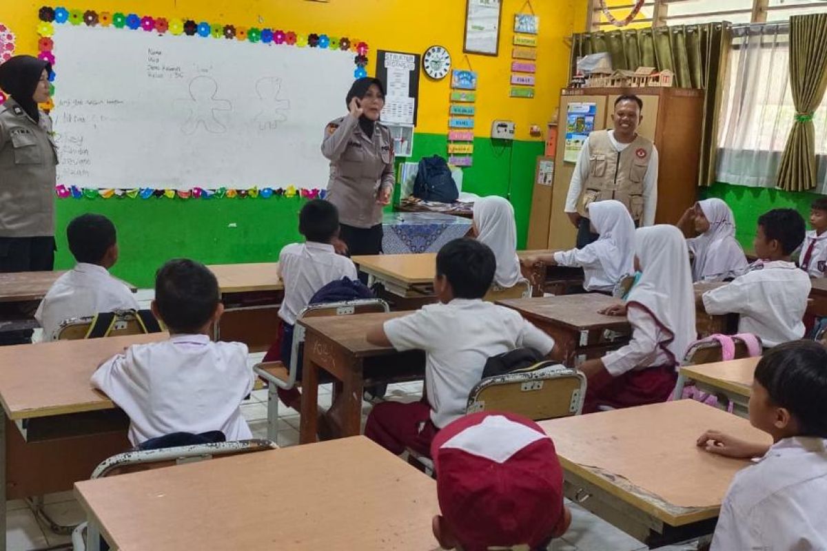 Polisi kembali lakukan pemulihan trauma pada siswa SDN 01 Kalibaru