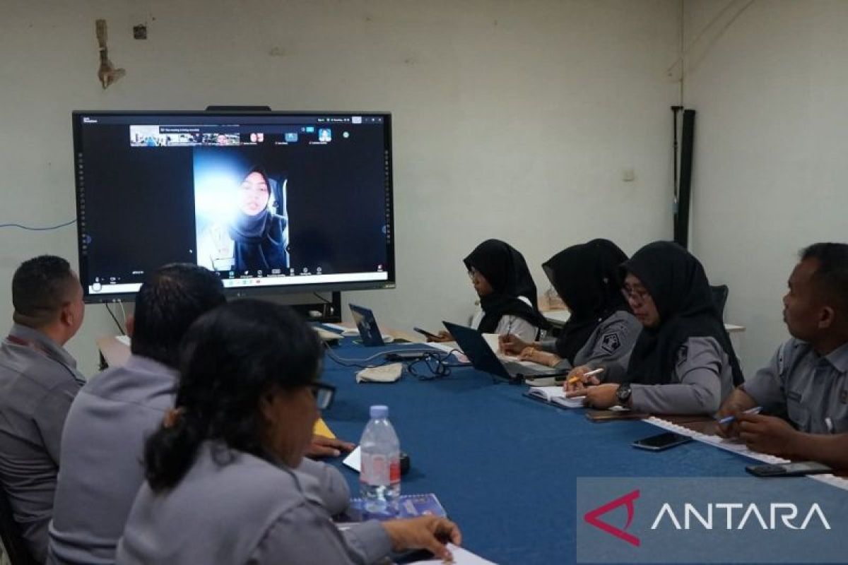 Kemenkum Riau Perkuat Layanan AHU Lewat Petunjuk Praktis Pemberian SKT Partai Politik