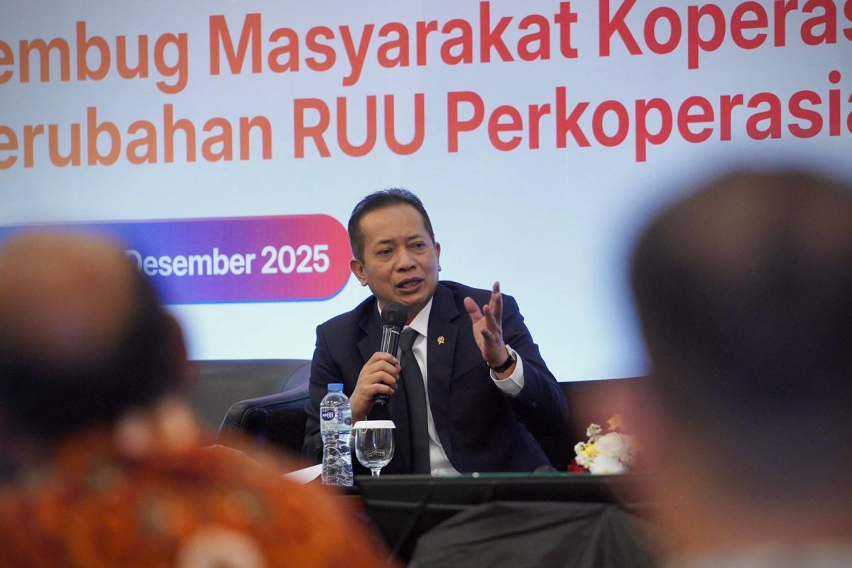 Menkop tegaskan pentingnya UU Sistem Perkoperasian Nasional