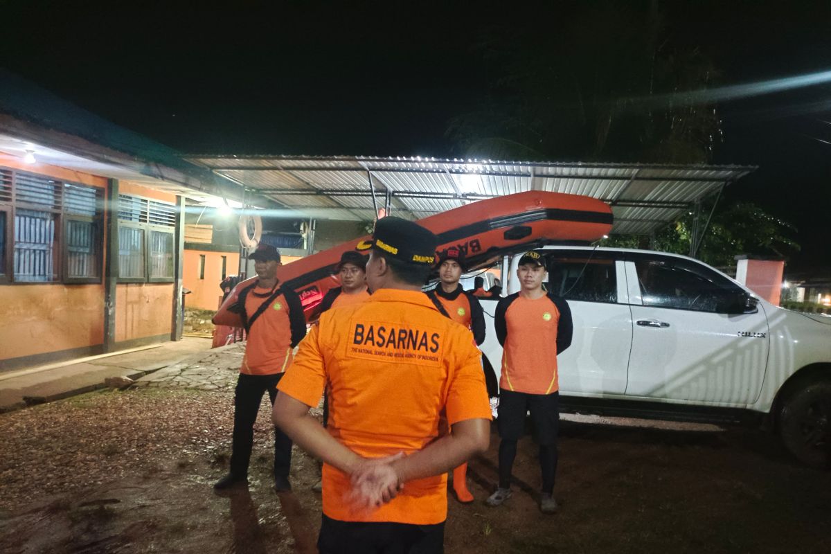 Tim SAR cari remaja yang diduga tenggelam di Sungai Lasolo Konut