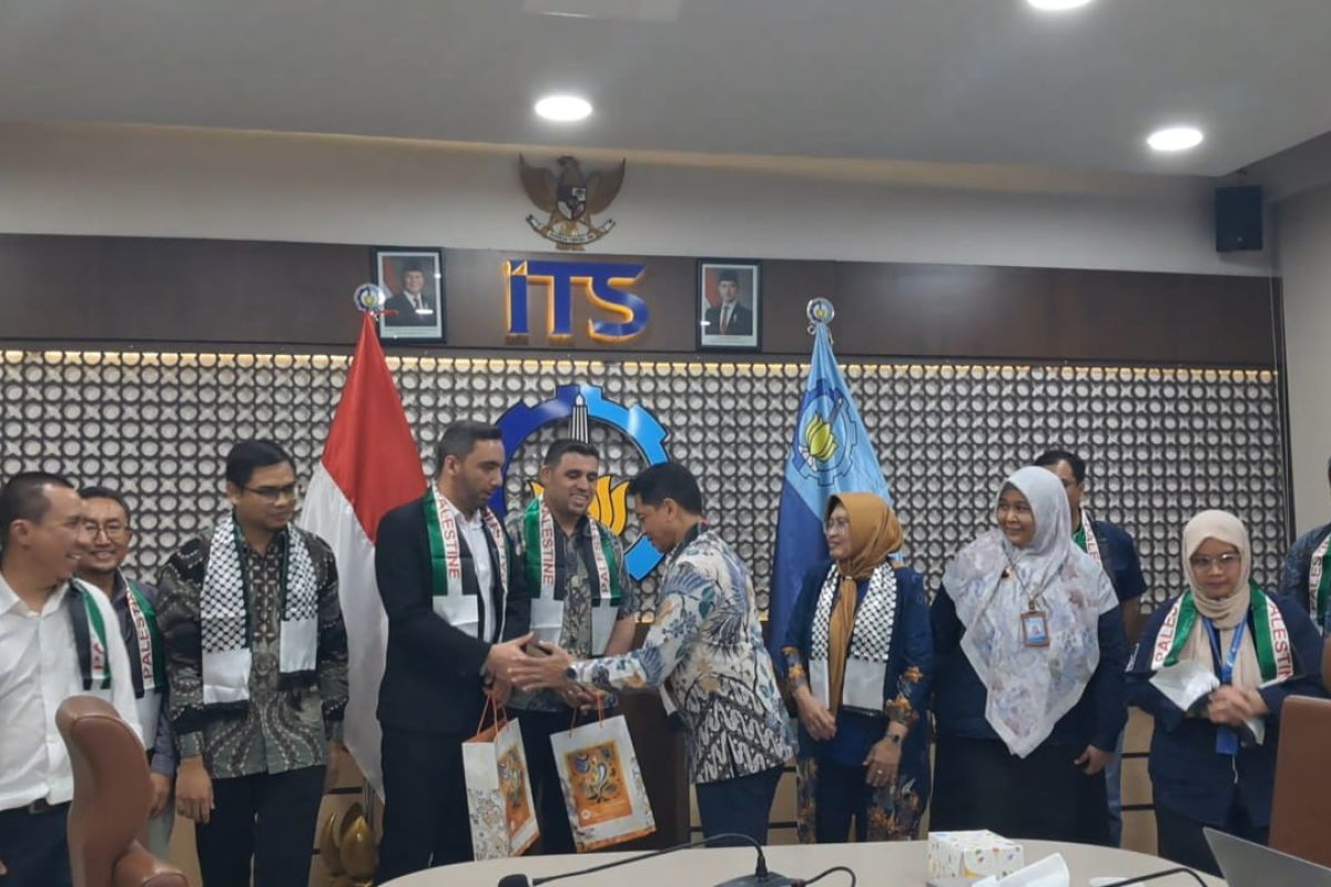 ITS Buka Beasiswa Terpadu bagi Mahasiswa Palestina hingga Jenjang Doktoral (S3)