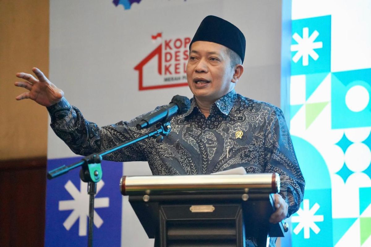 Menkop nilai koperasi pesantren perlu bermitra dengan kopdes