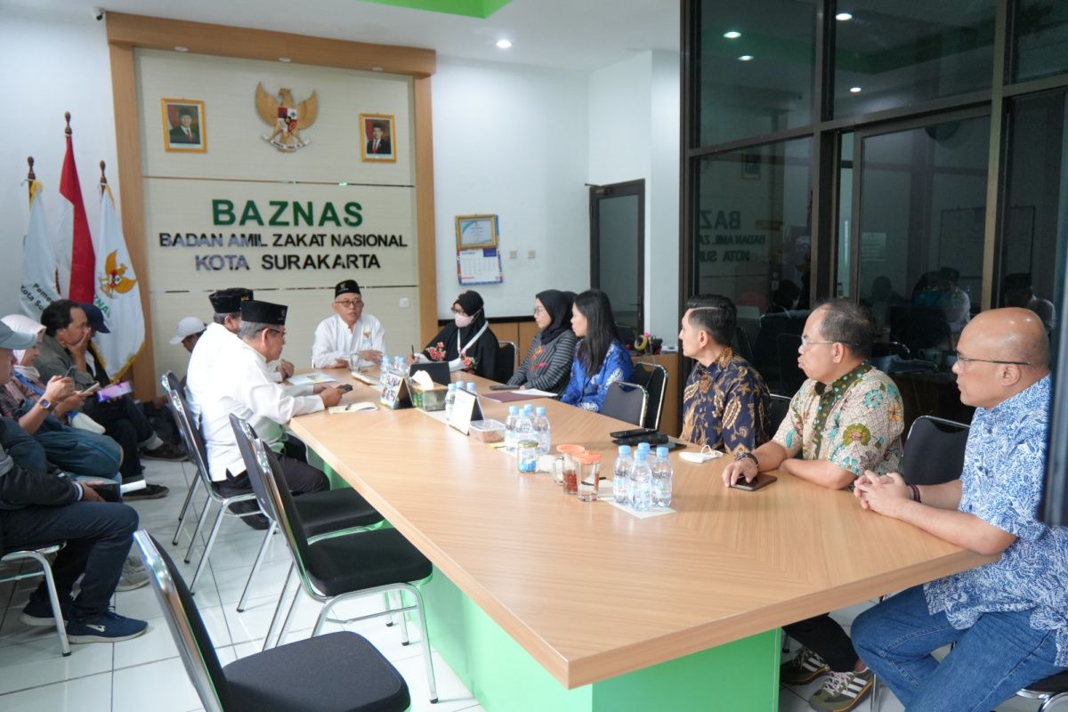 Azana Hospitality salurkan bantuan untuk korban bencana Sumatera
