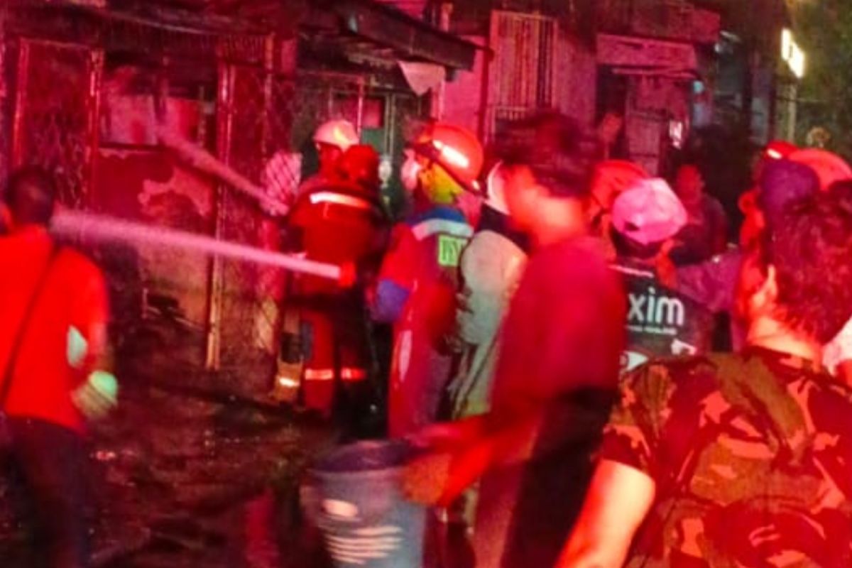 Kebakaran di Jakut diduga berasal dari pengecasan mobil listrik