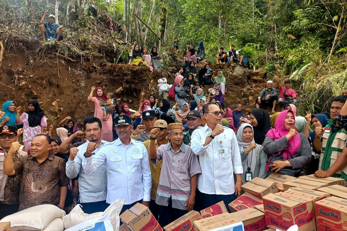 Bupati Tapanuli Selatan: Bantuan Kementan perkuat pangan-moril warga