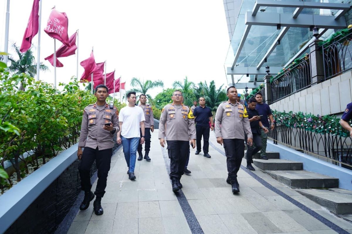 Kapolres pastikan kesiapan pengamanan gereja di Kelapa Gading