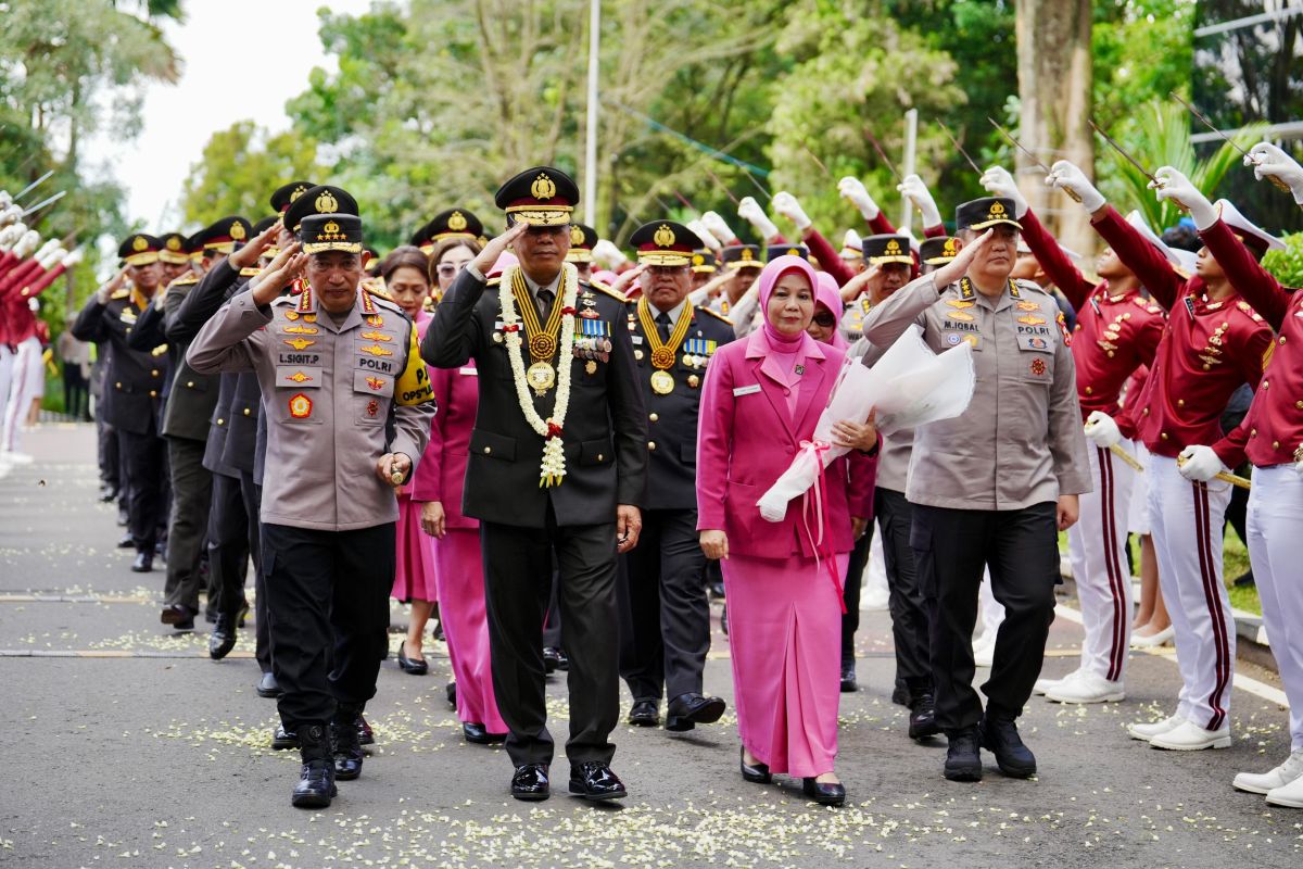 Paguyuban Akpol 91 beri penghormatan khusus ke 53 purnawirawan