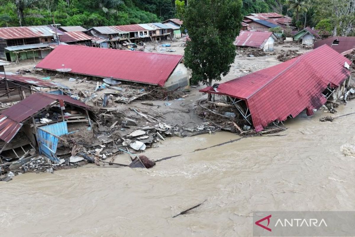 Indonesia allows flexible learning for schools in disaster-hit areas