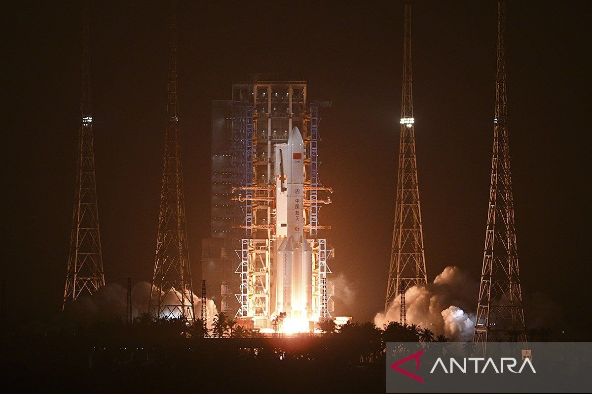 China luncurkan satelit uji teknologi komunikasi baru