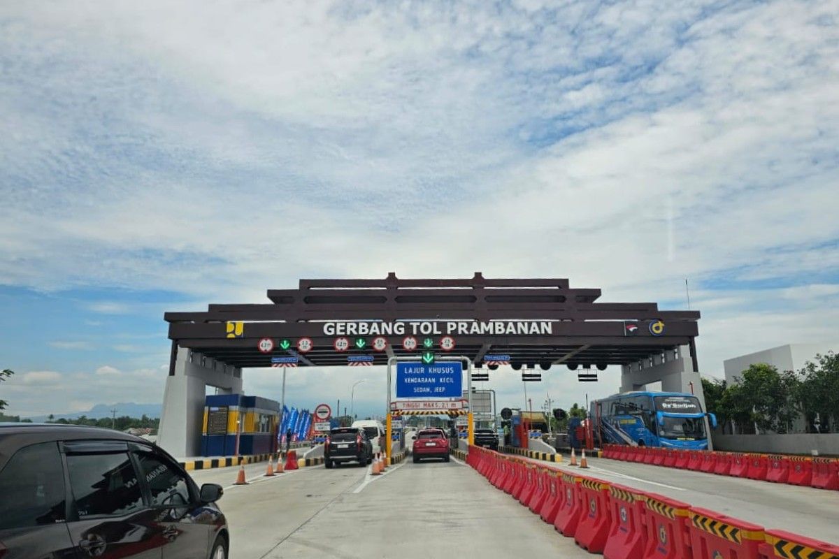 H-4 Natal 2025, volume lalin meningkat di Tol Regional Nusantara