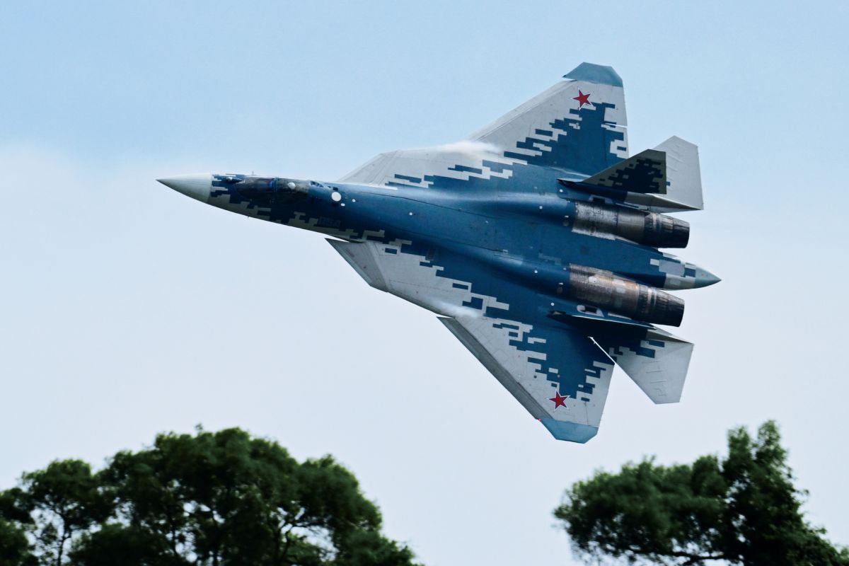 Rusia uji coba mesin baru untuk jet tempur Su-57