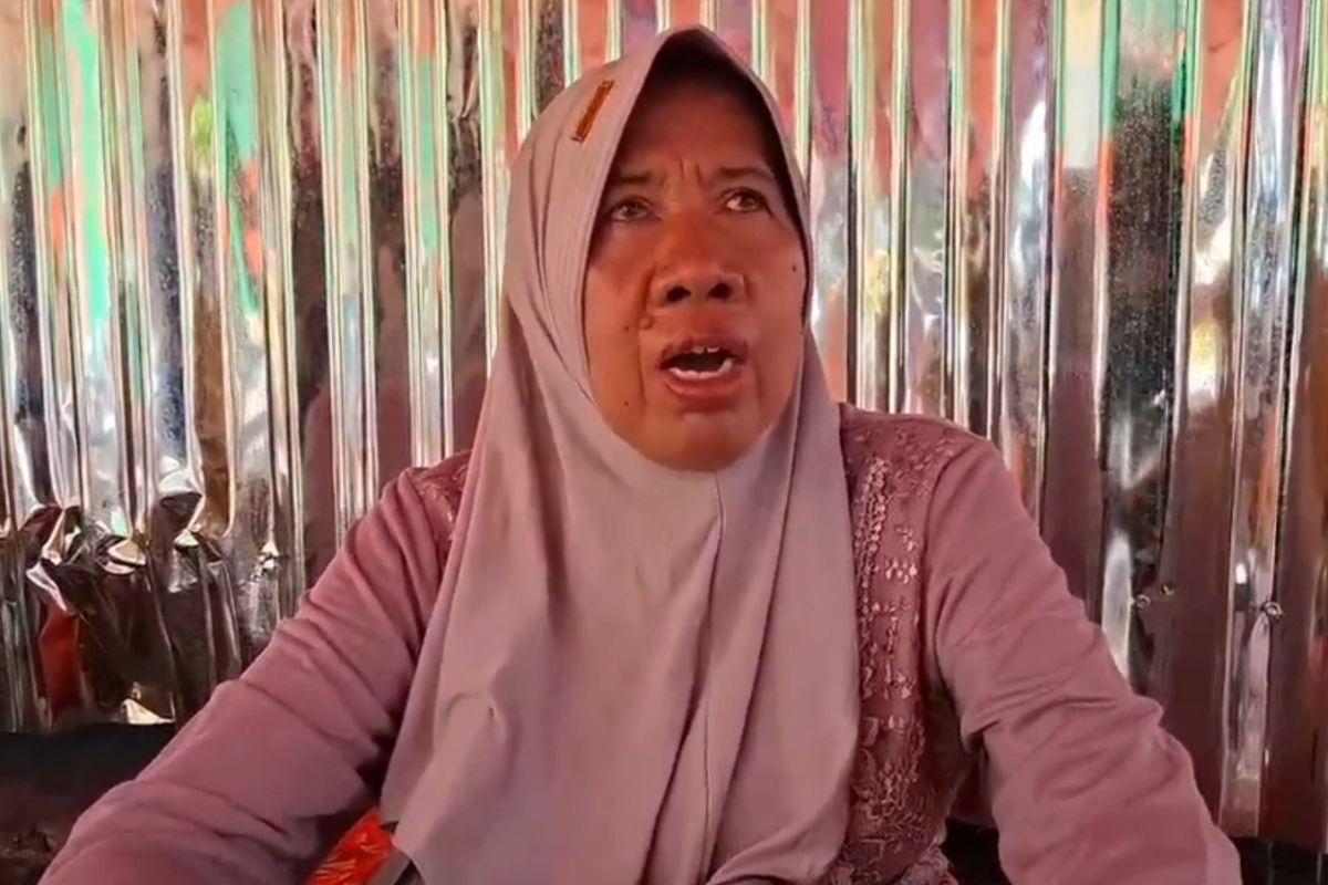 Pedagang Pasar Induk Kramat Jati keluhkan lapak sementara tak layak