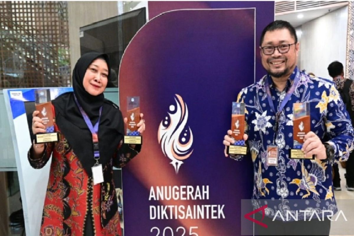 Unri Sabet Empat Penghargaan di Anugerah Diktisaintek 2025