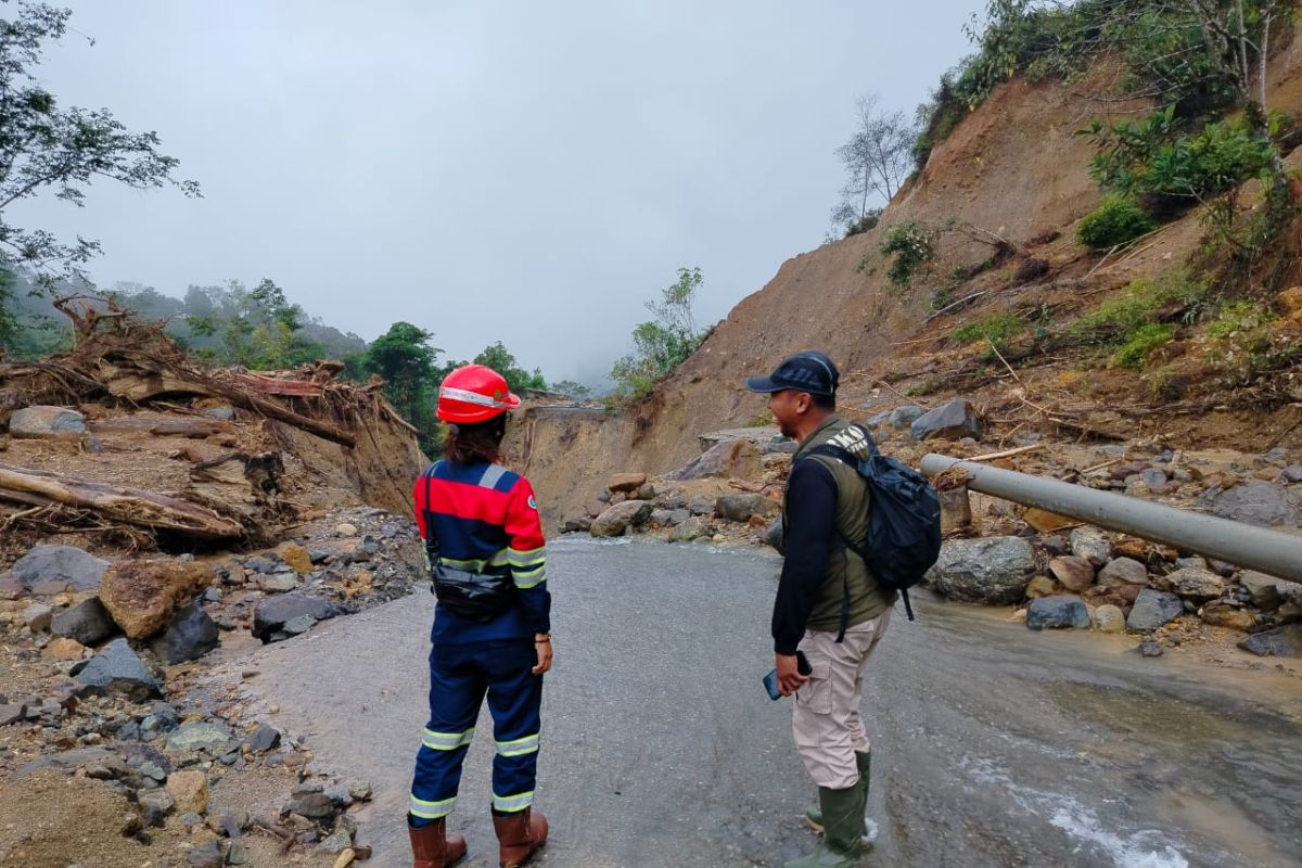 BKSDA-HKI survei jalan buka akses Malalak-Balingka tertutup longsoran