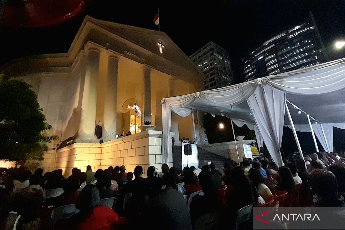 Malam Natal, Menkopolkam ajak umat doakan masyarakat dilanda bencana