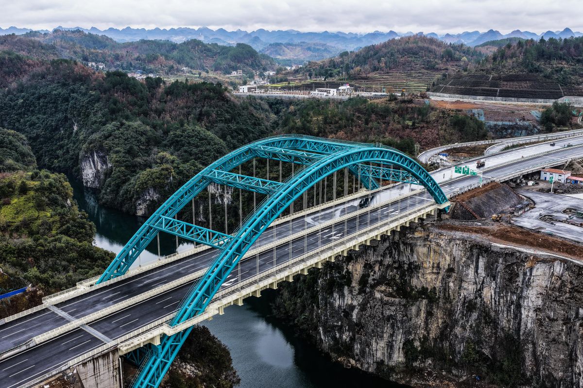 Jalan Tol Guiyang-Pingtang di China barat Daya Siap Beroperasi