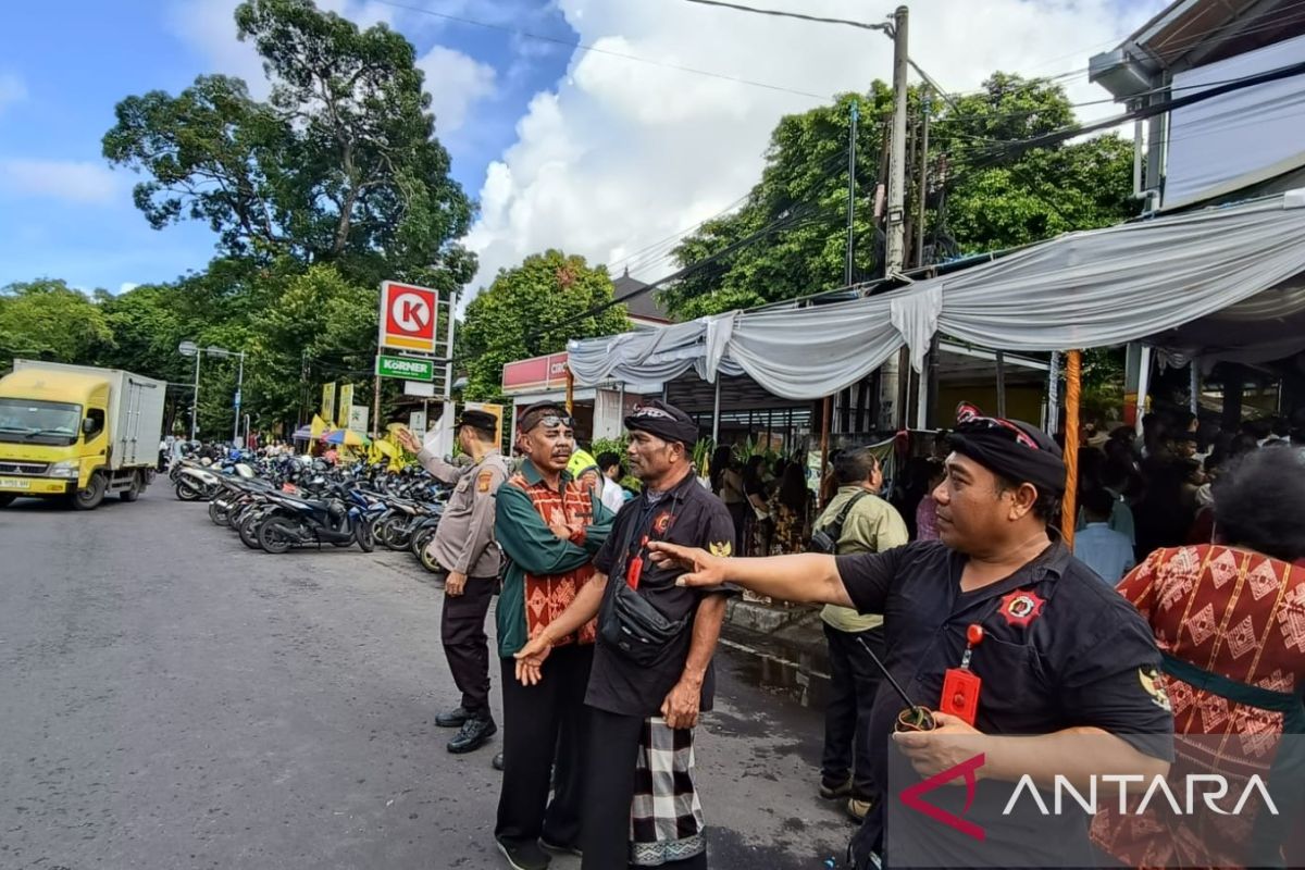 Gereja di Denpasar gandeng pecalang bantu pengamanan Natal