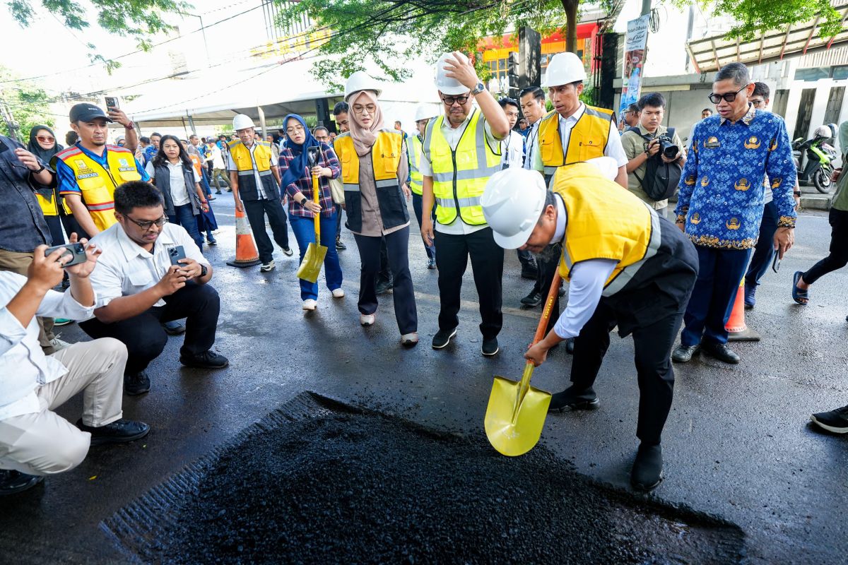 Ruas jalan penghubung Enrekang-Pinrang rampung