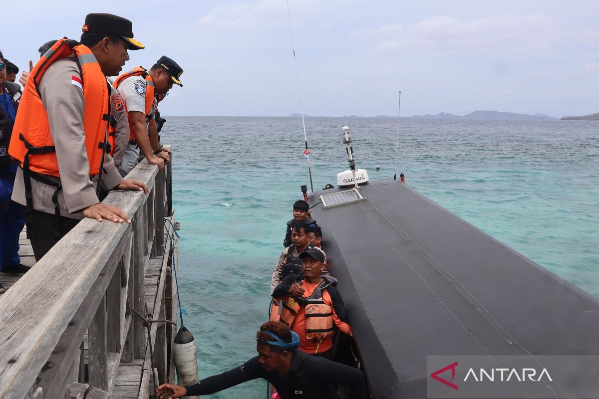 Pencarian WNA Spanyol korban KM Putri Sakinah, Polairud NTT maksimalkan operasi SAR