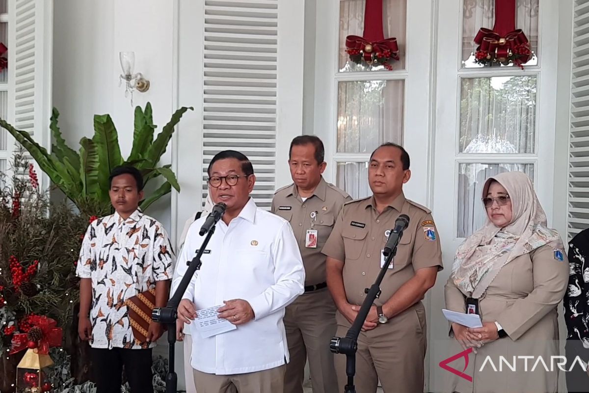 Pemprov DKI bantu 6.050 pelajar ambil ijazah tertahan sepanjang 2025