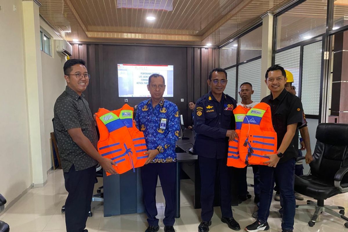 Masa Nataru, Pelindo siapkan ratusan "life jacket" perkuat keselamatan