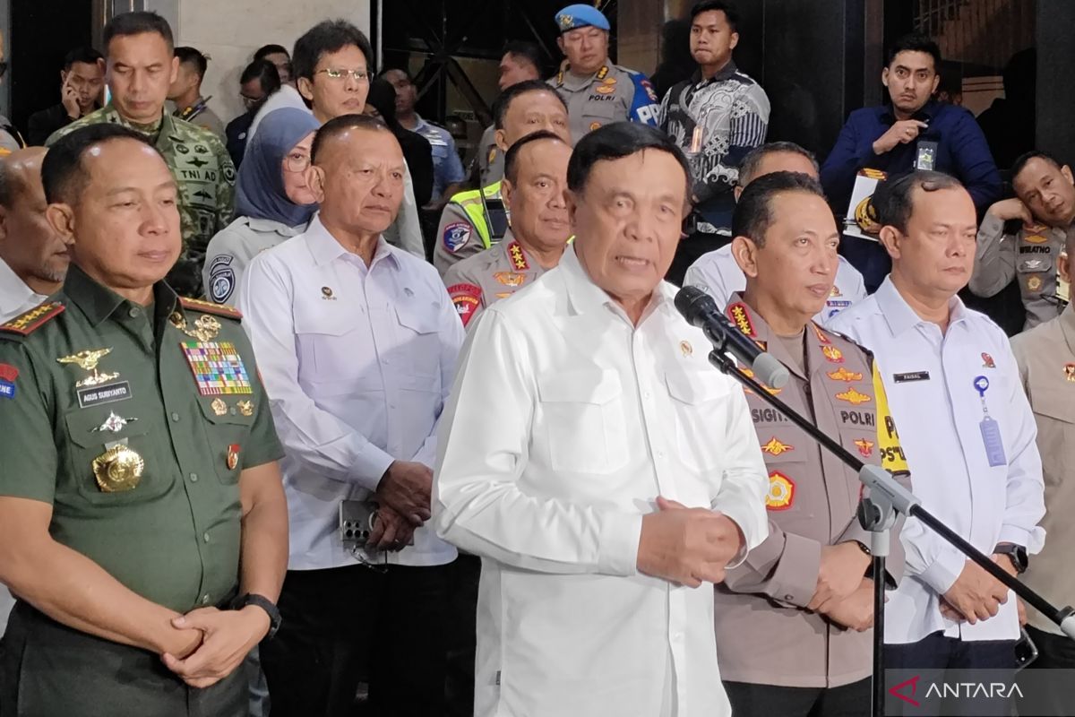 Menkopolkam: Tak ada hal yang menonjol jelang Tahun Baru 2026