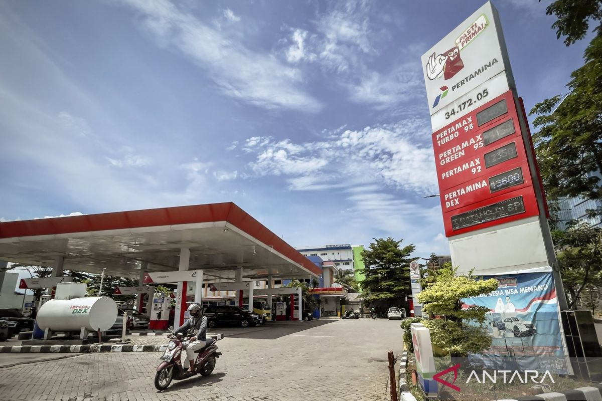Usai libur panjang, harga BBM Pertamina, Shell, bp, dan Vivo stabil