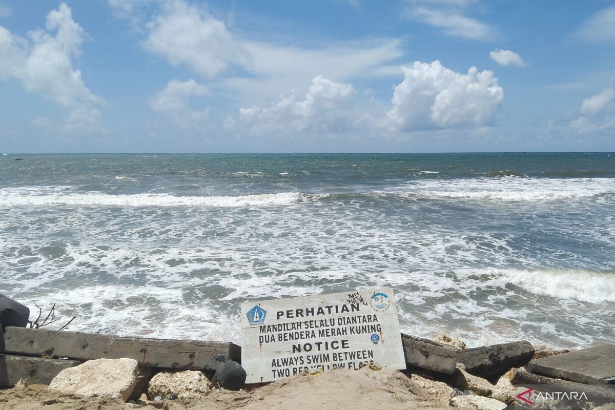BBMKG minta waspadai potensi rob di pesisir Bali