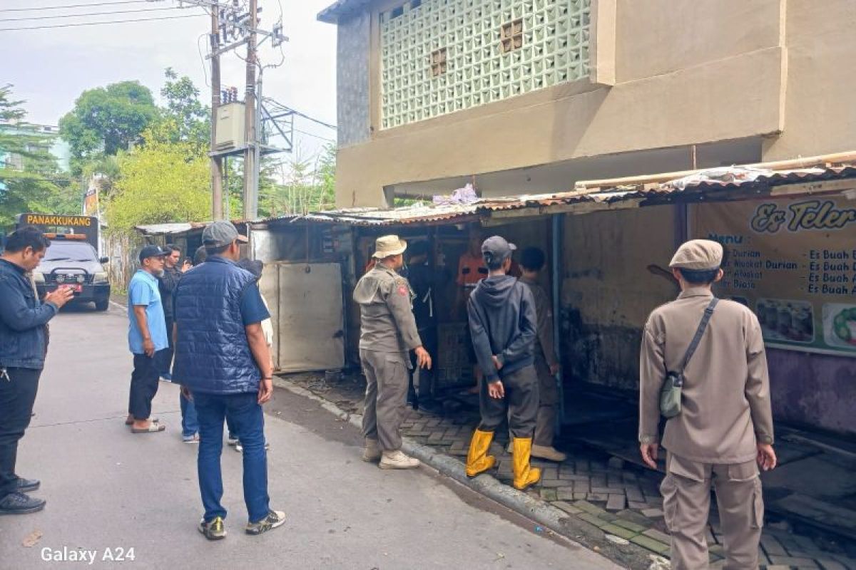 PKL di Makassar ditertibkan guna urai kemacetan