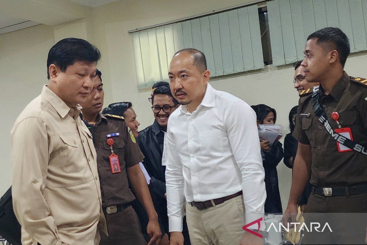 Bos Sritex minta dibebaskan dari dakwaan korupsi Rp1,3 triliun