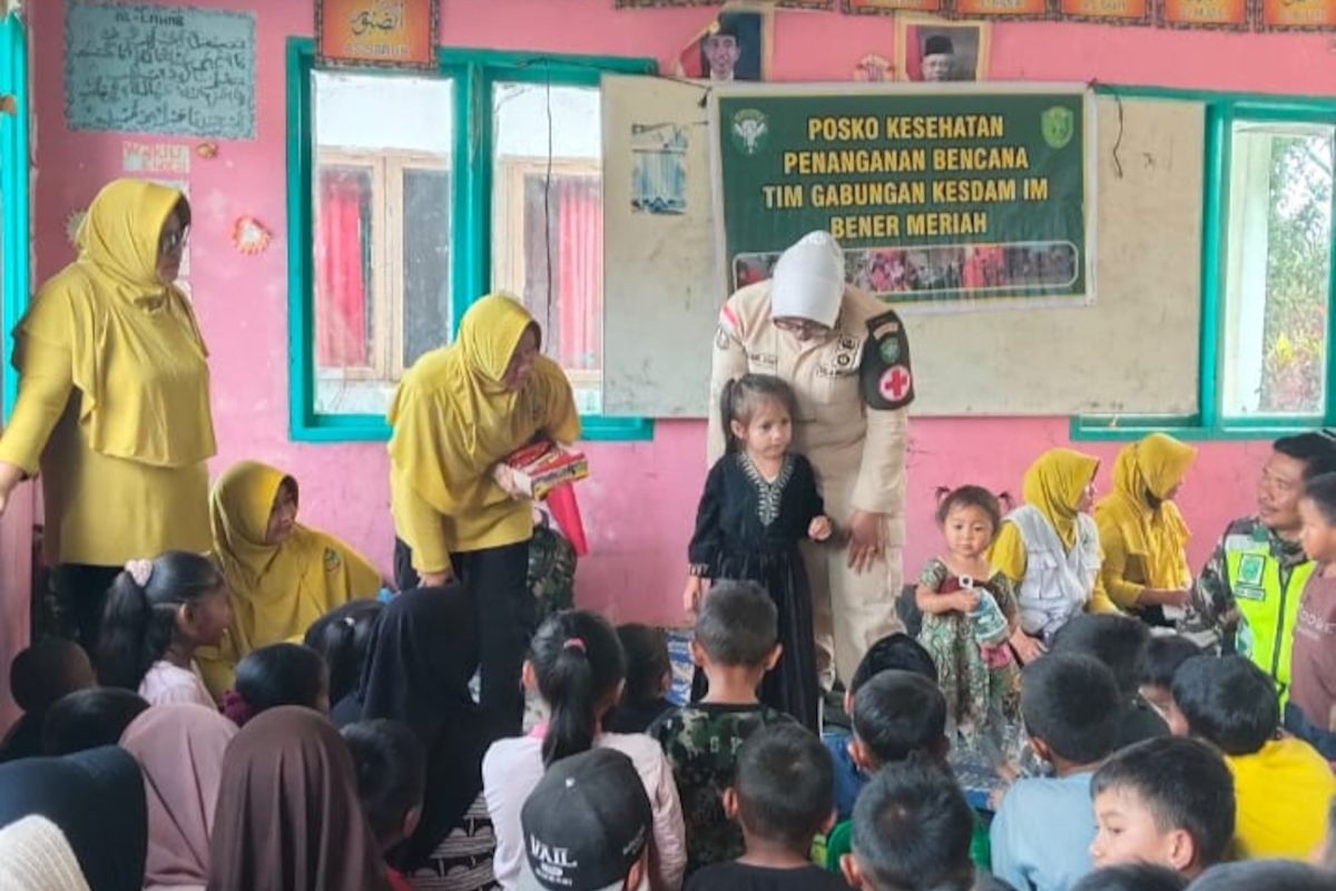 TNI AD gelar layanan trauma healing untuk korban bencana di Aceh