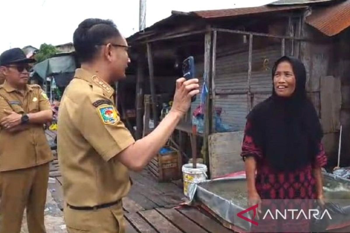 Wali Kota Palangka Raya sidak pasar dan fokus pembenahan drainase