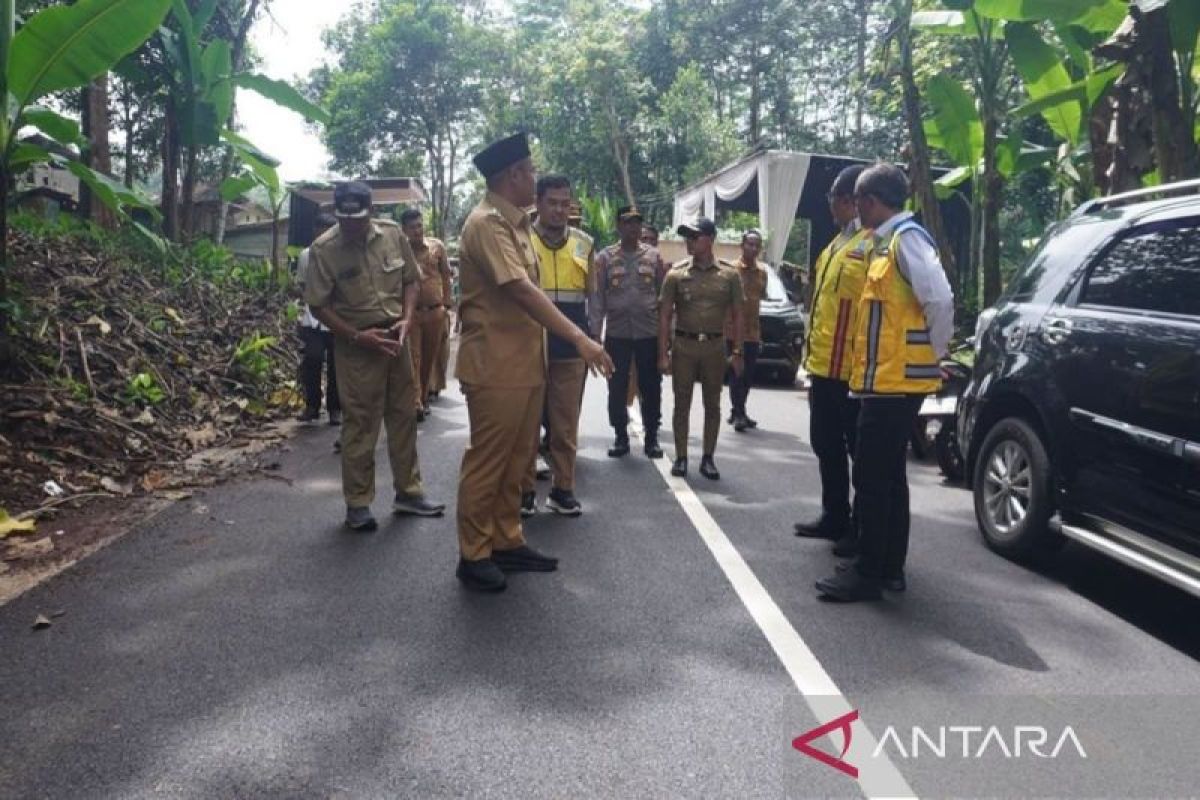 Kementerian PU bangun jalan beton ruas Batang-Pekalongan Rp251 miliar
