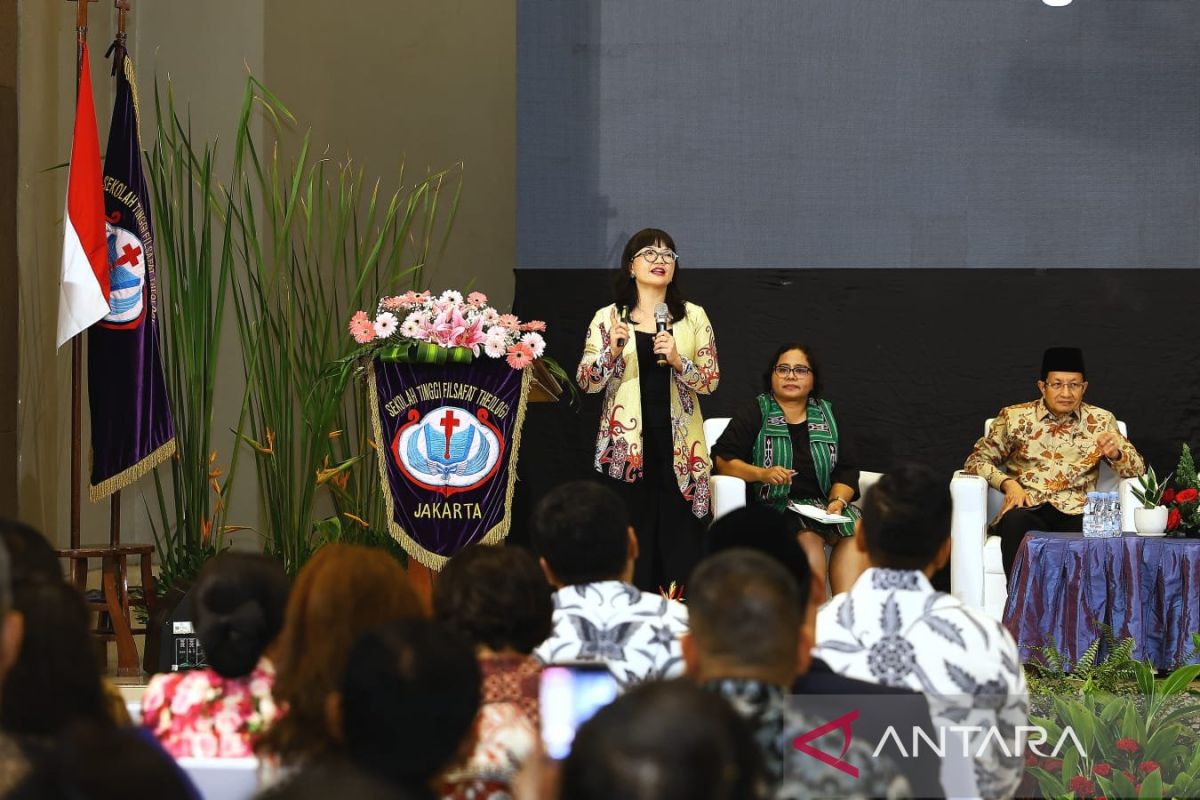 Wamen Stella: Interaksi dalam keluarga penting untuk bangun kecerdasan