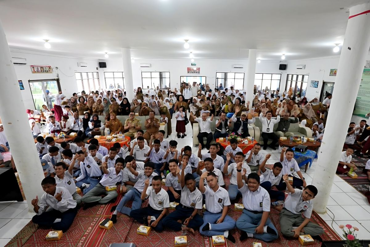 Kemendikdasmen tinjau pelaksanaan tahun ajaran baru di SLB Medan