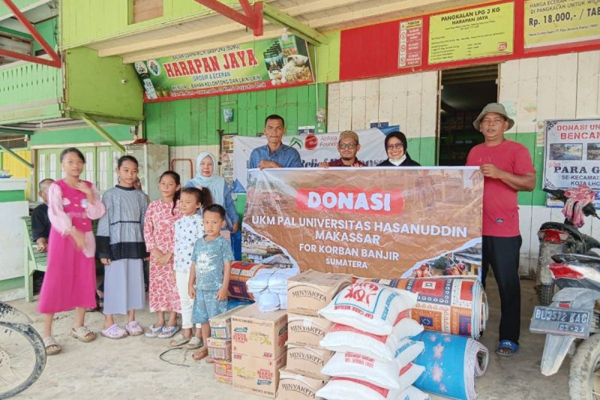 UKM PAL Unhas salurkan bantuan untuk korban banjir Sumatera