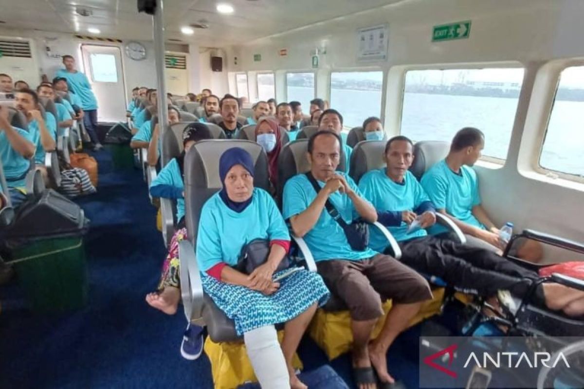 KJRI Johor pulangkan 163 WNI, dua di antaranya bayi dan anak-anak