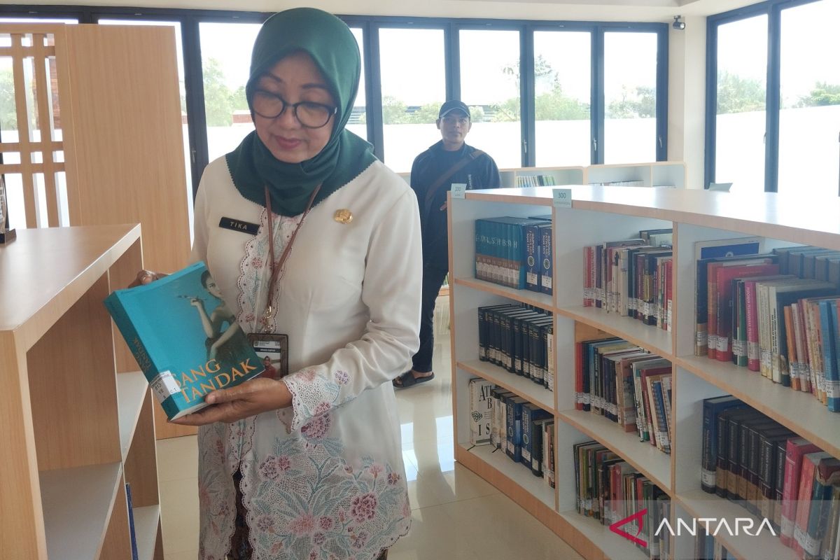 Kudus uji layanan perpustakaan baru